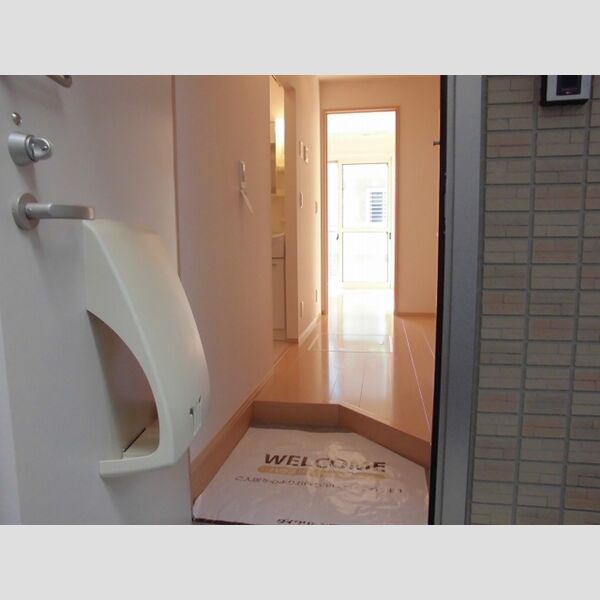 エムグランデ　Ⅰ 玄関