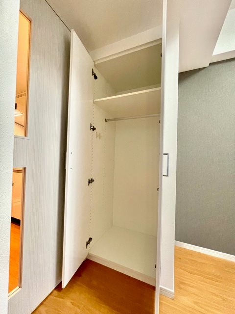 レジディア新宿イーストⅢ2階 収納