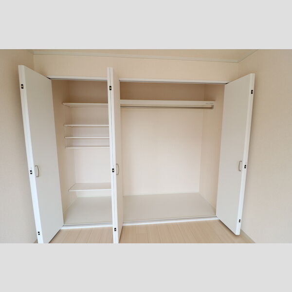 サンモールおゆみ野　B105号室 同建物別部屋の参考画像