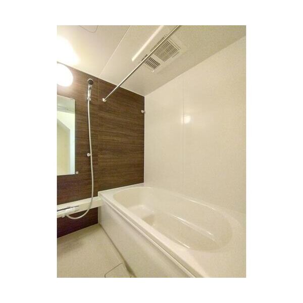 市川市大洲3丁目戸建貸家A号室 お風呂