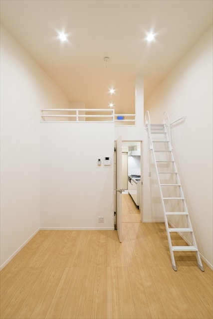 ライトミドル岩槻2階 リビング