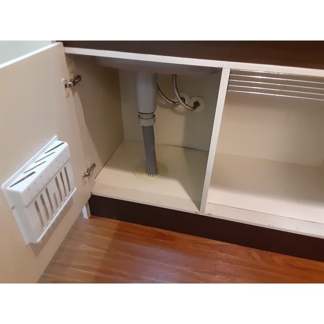 スカイコーポラス0203号室 下部収納