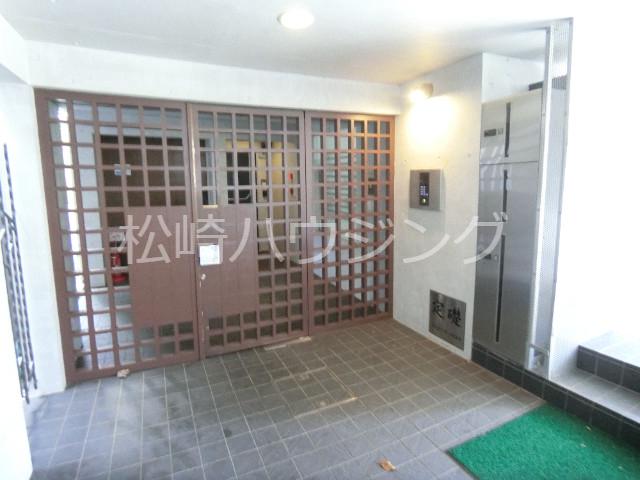 ハイクエスト3階 エントランス