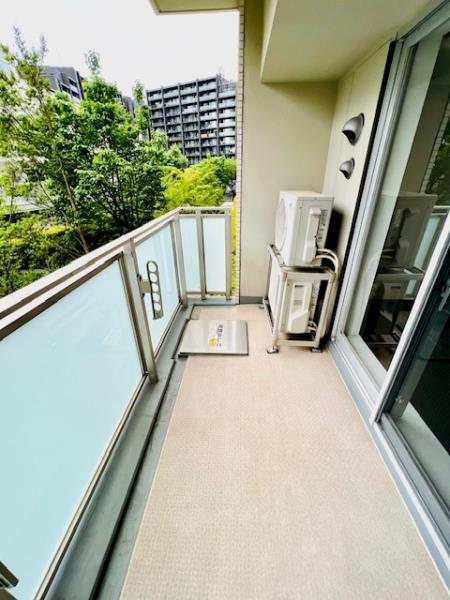 Ｂｒｉｌｌｉａ　ｉｓｔ　三軒茶屋　ブラッサムテラス2階 リビング