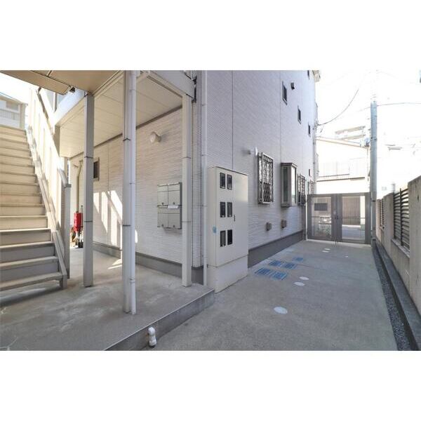 BLOOM　HEIM202号室 エントランス