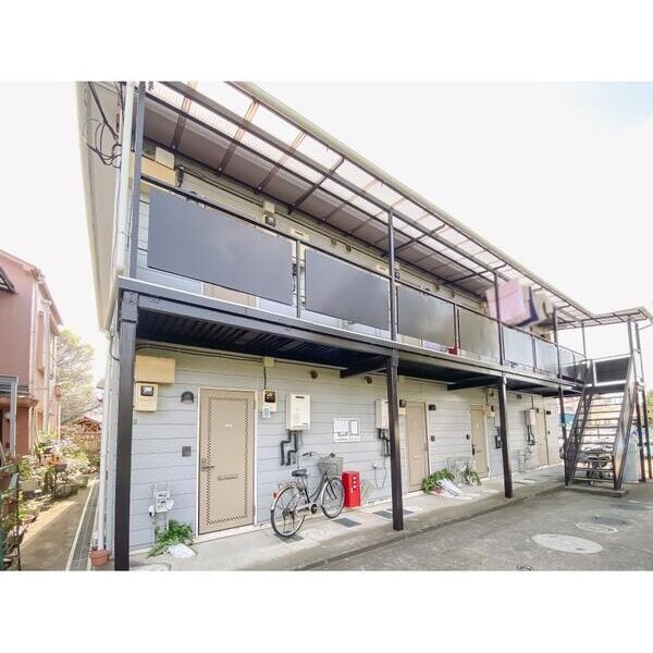 明宏ハイツの外観画像