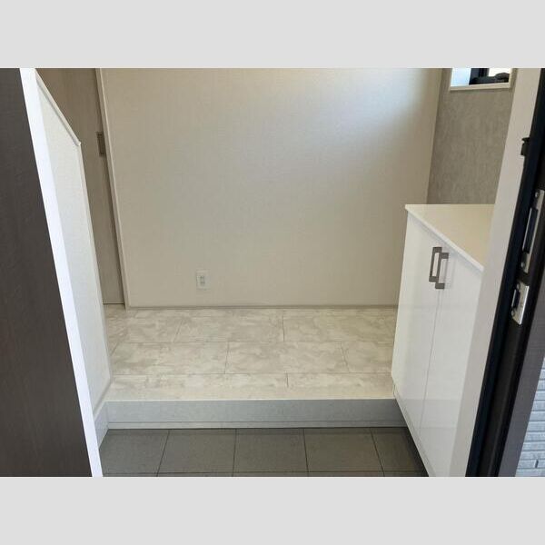 マイホームネクスト小金井前原町 玄関