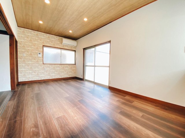 八千代中央戸建 内観