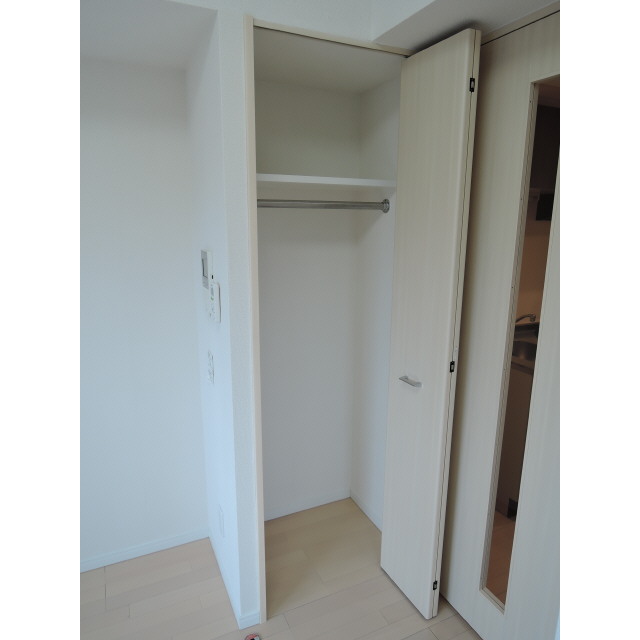プレール・ドゥーク目白1007号室 クローゼット