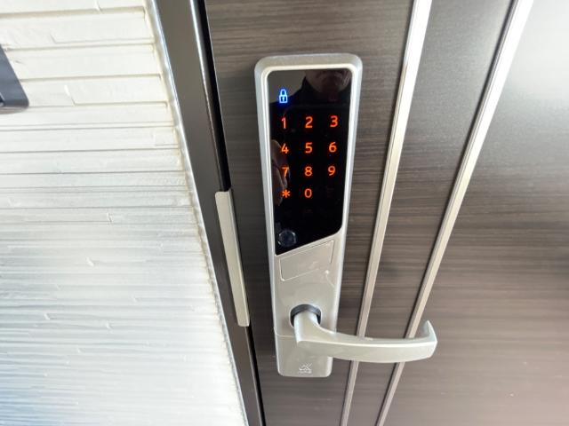 ルーチェス弁天 玄関電子キー