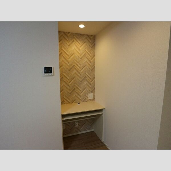 コルマール102号室 ワークスペース