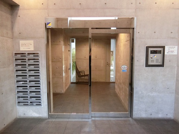 ＲＥＶ・ＣＬＯＳＥ802号室 エントランス