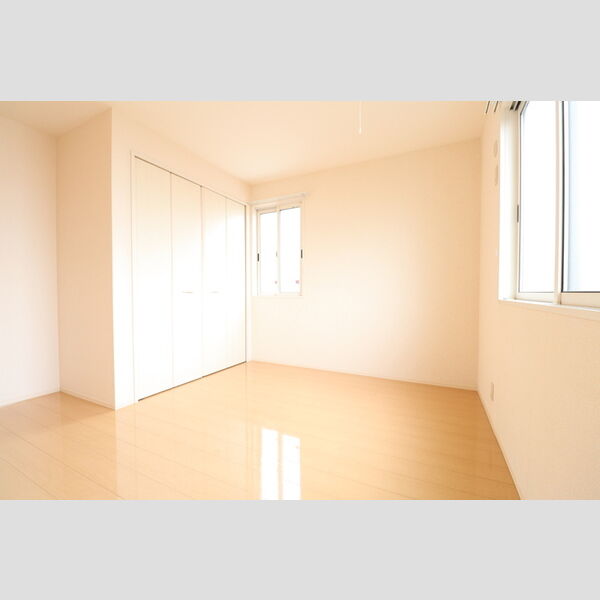MODAN COURT 和105号室 洋室
