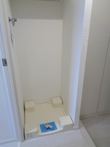 ＲＥＦＲＡＭＥ ５ Ｉｒｉｙａ7階 室内洗濯機置き場　※同タイプ別部屋