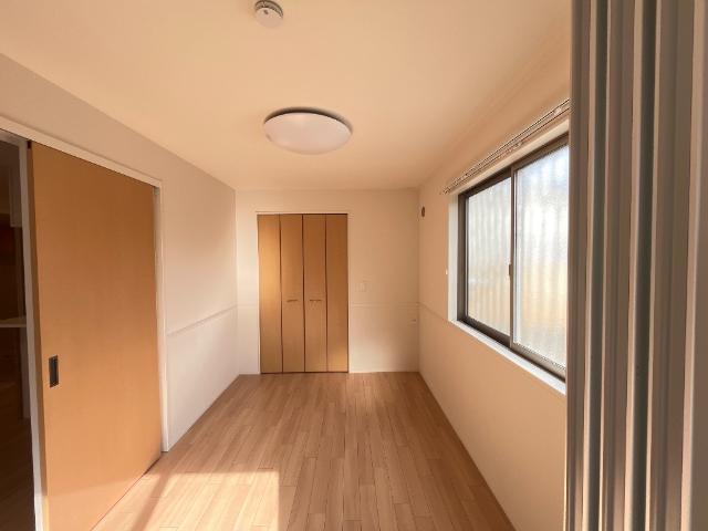 エストレヤ 室内