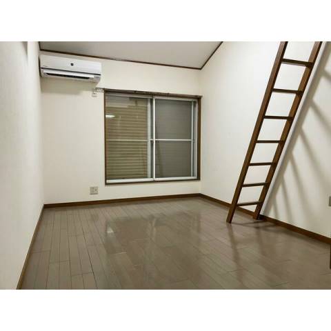 アミニティ上末吉2階 ※別部屋写真