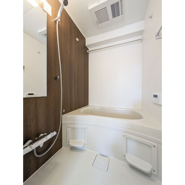 リバーサイドツルミ303号室 お風呂