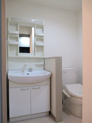 パインリッチ湘南0205号室 洗面