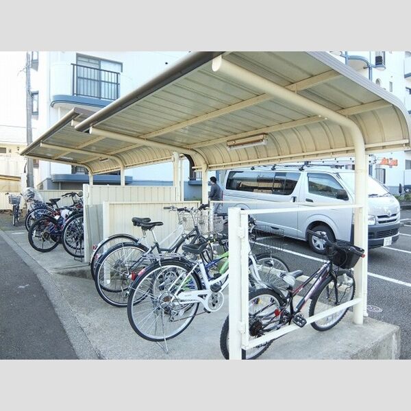 クレスト・マンション 周辺