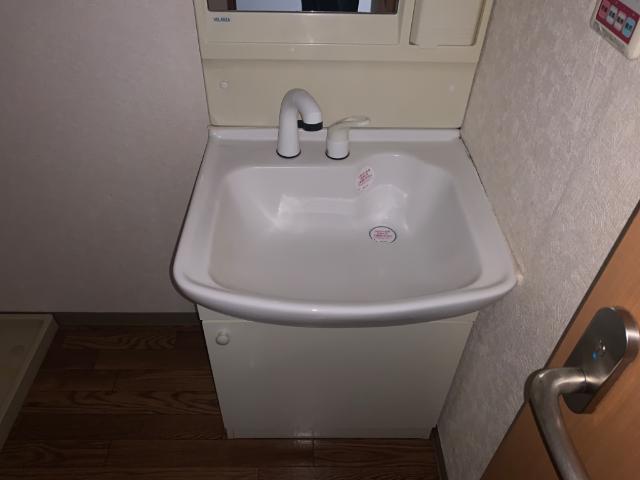 プラシード 洗面