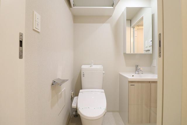 ALTERNA中野3階 トイレ