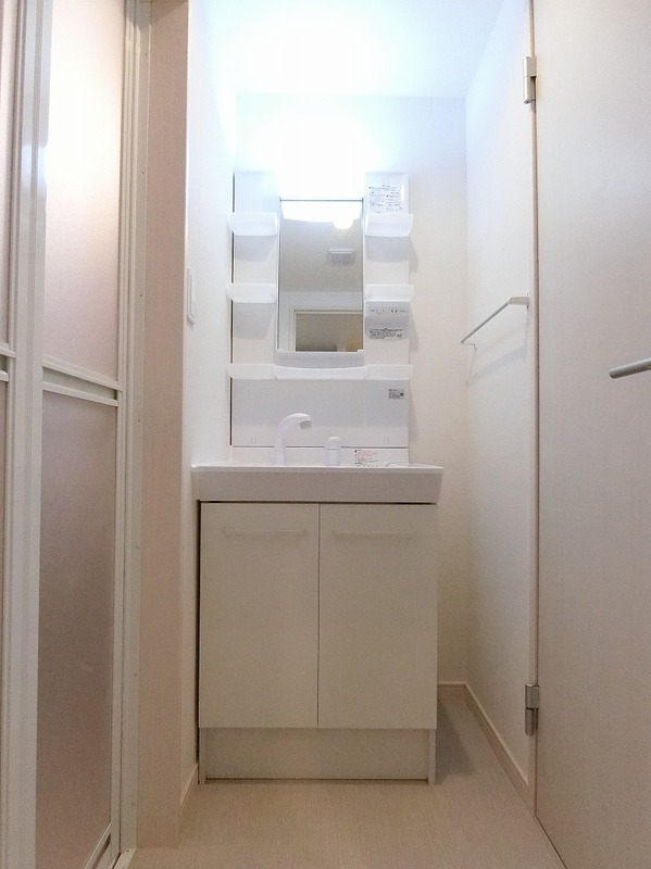 リブリ・グラン鎌倉玉縄 洗面