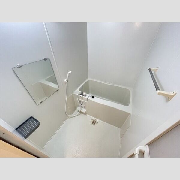 アピテ・プランシェ 浴室