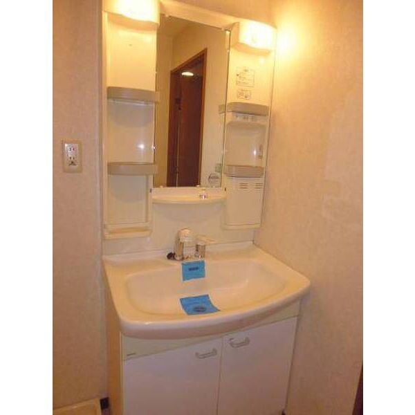 キャンベルハイツ綱島 洗面