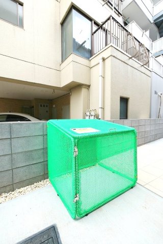 ハーモニーテラス仲宿Ⅲ1階 外観