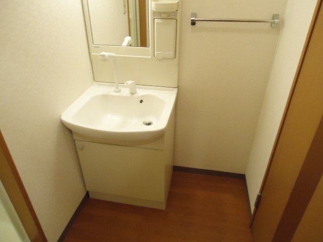 フローラーリア湘南 洗髪洗面化粧台