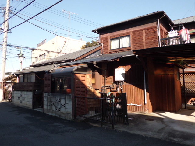 峰尾テラスハウス エントランス