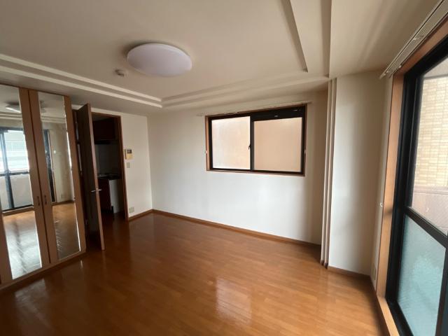 ポスト・マローネ00501号室 室内