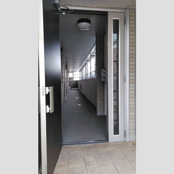 アルメリア湘南201号室 エントランス