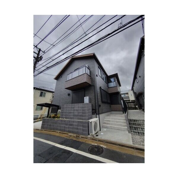 アンソレイユ明大前 外観