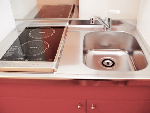 レオパレストサキ 電気コンロ2口付き