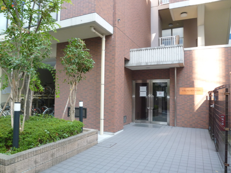 ヴィラクリヤマ5階 エントランス