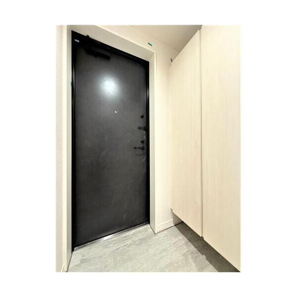 LUGEND大宮202号室 玄関