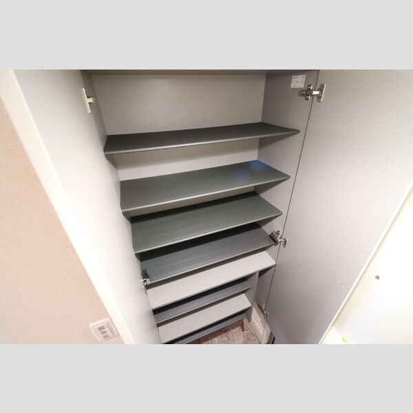 グリーンコート　六番館 シューズボックス