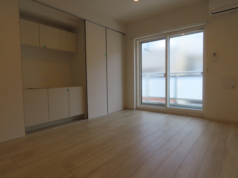 リブリ・スズマル リビング