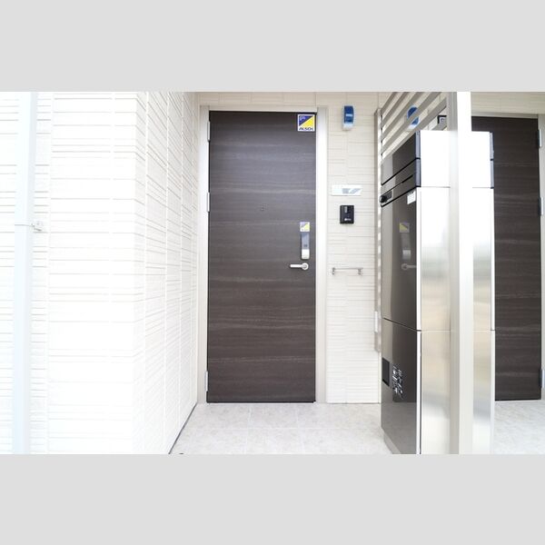 ハイマートラオム 玄関(外側)