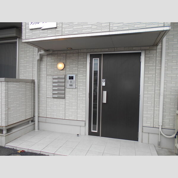 アンクレージュ エントランス