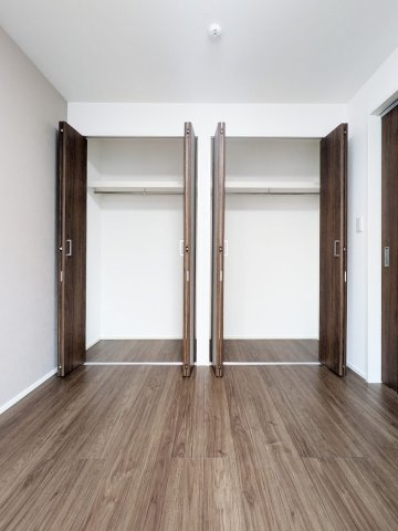 ハイスタンダード堀切 収納