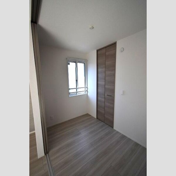 シャトレー町田201号室 洋室3帖