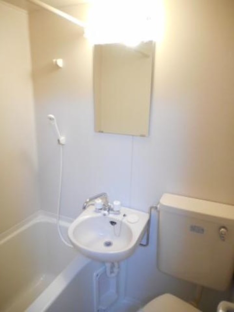 アーバンスクエア江原町Ｂ棟0105号室 他号室の写真