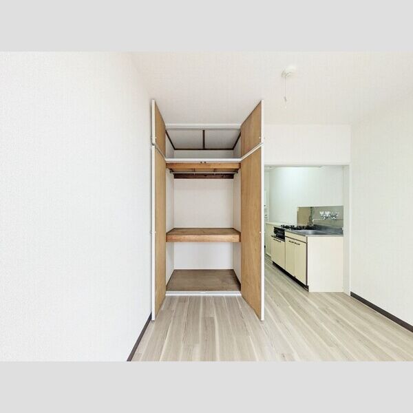 ジュネス昭島108号室 収納