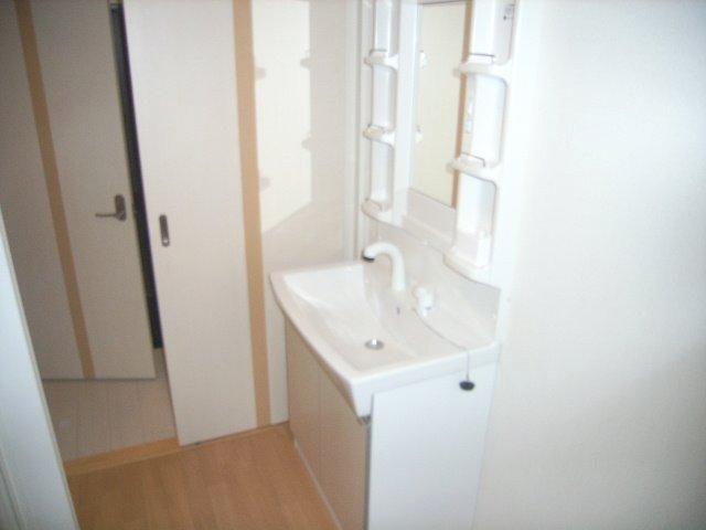 アンビシャス千葉城前301号室 洗面