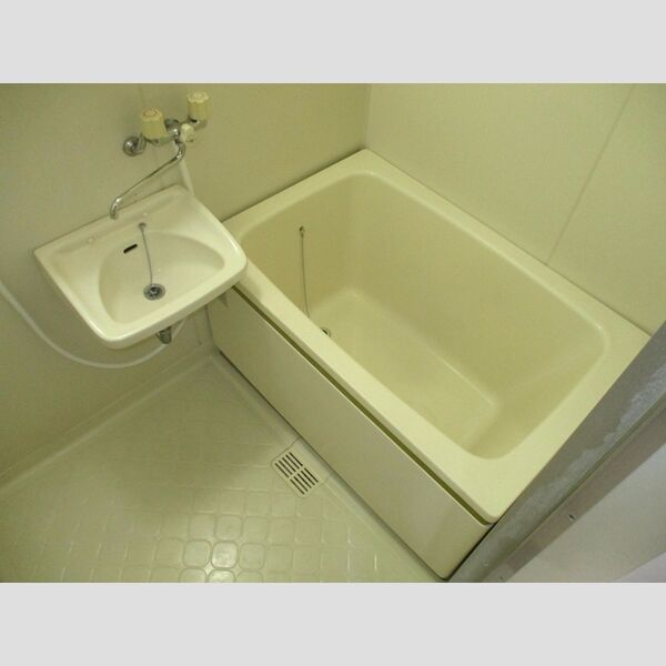 アンビションEIGHT201号室 浴室