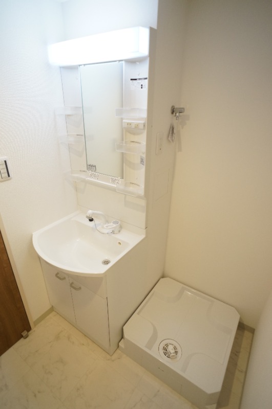 THE PALMS大島4階 洗面