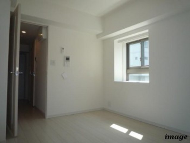 ガーラ・グランディ横濱桜木町8階 洋室