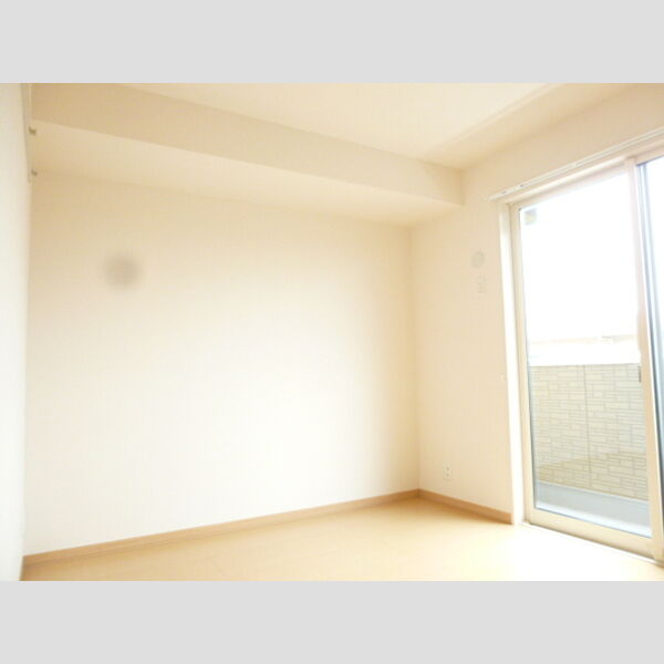 AlbaGrande(アルバグランデ)305号室 北側洋室